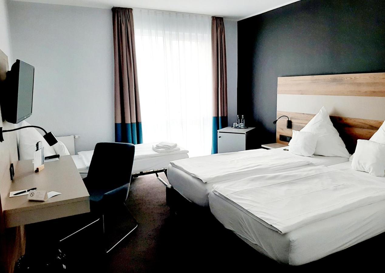 Airport Hotel Paderborn Ahden Exterior foto